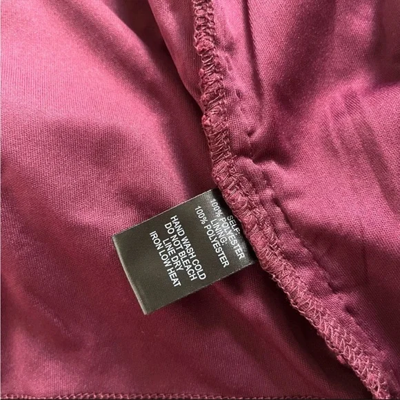 🩷LULU’S LOVE MAGENTA RED LACE MINI BODYCON HIGH NECK STRAPLESS DRESS SIZE SMALL - Picture 10 of 12